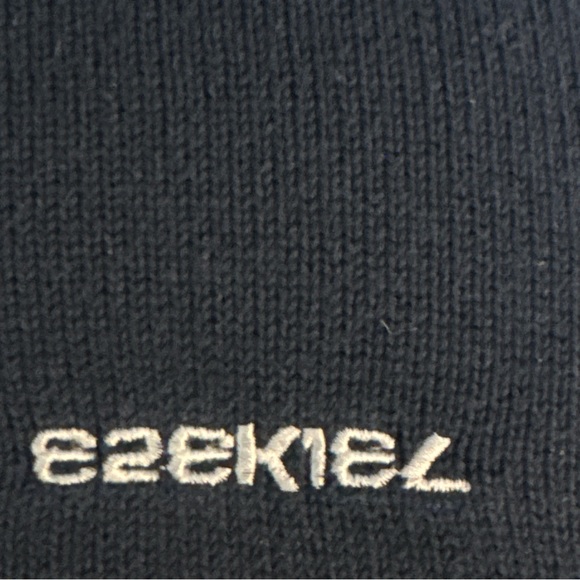 Vintage 2009 Ezekiel Sweater XL Excellent/New Condition - Picture 3 of 10